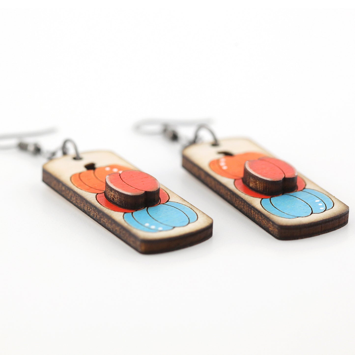 dangle earrings