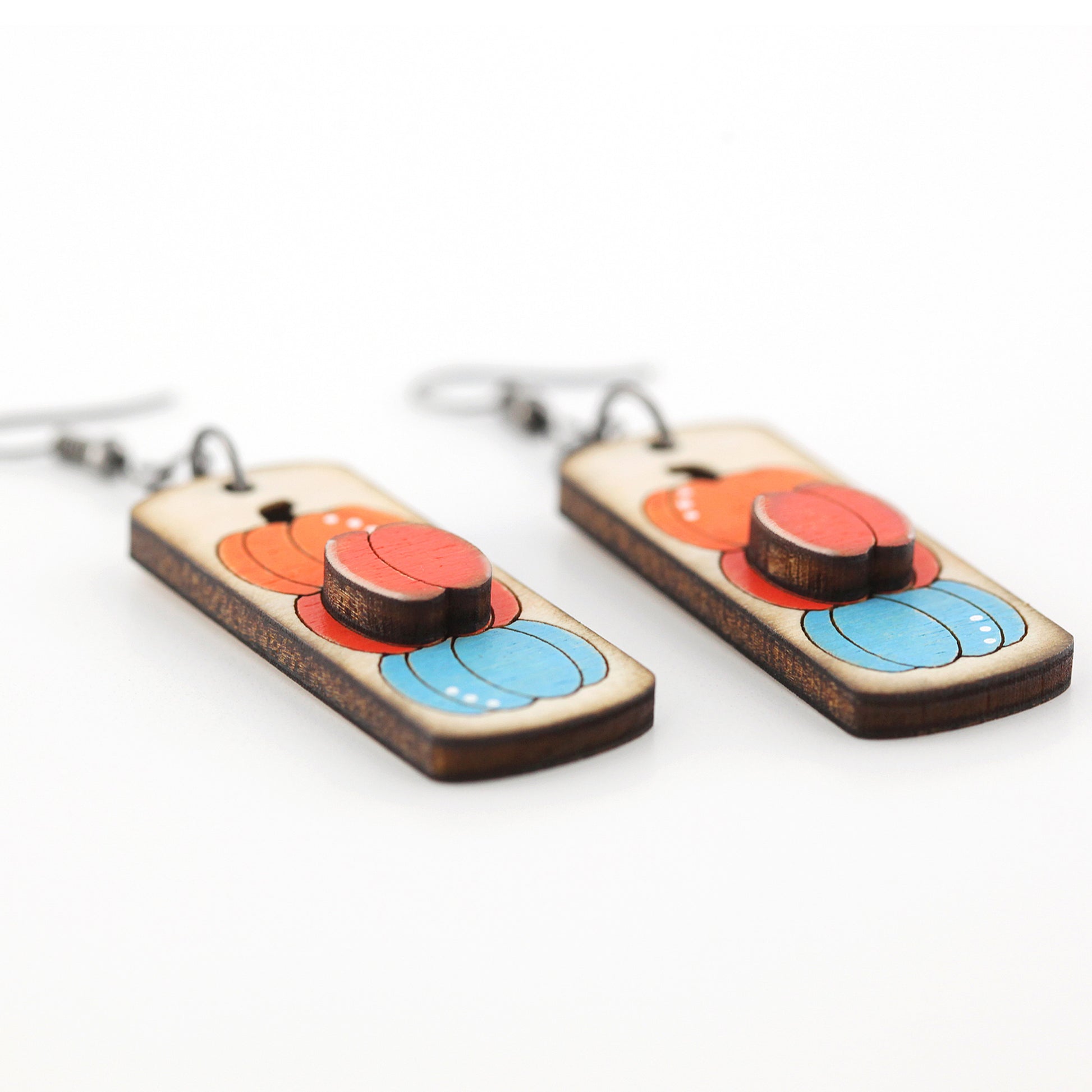 dangle earrings